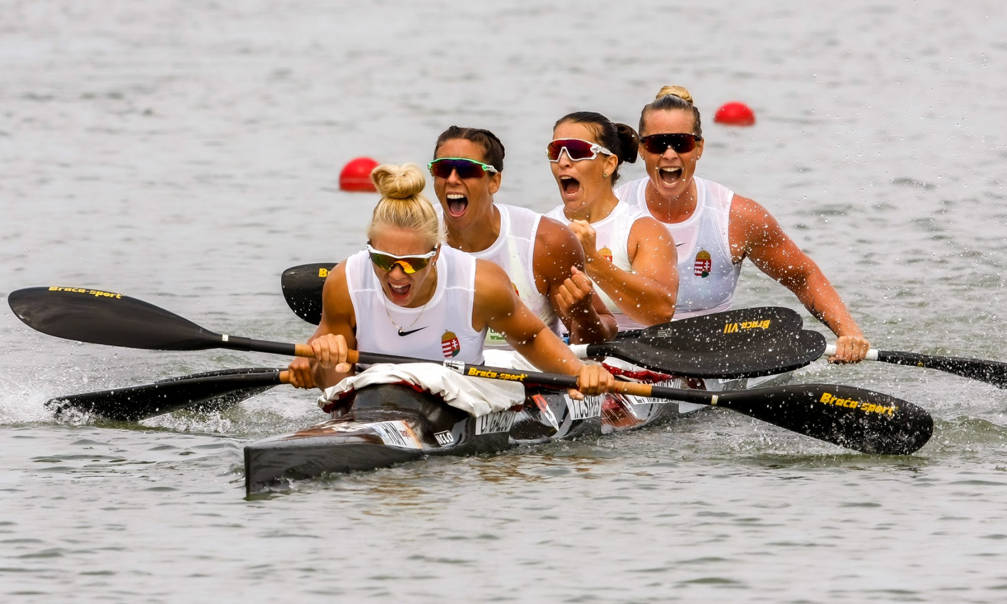 CHRISTEAU PHOTO AGENCY - ֎