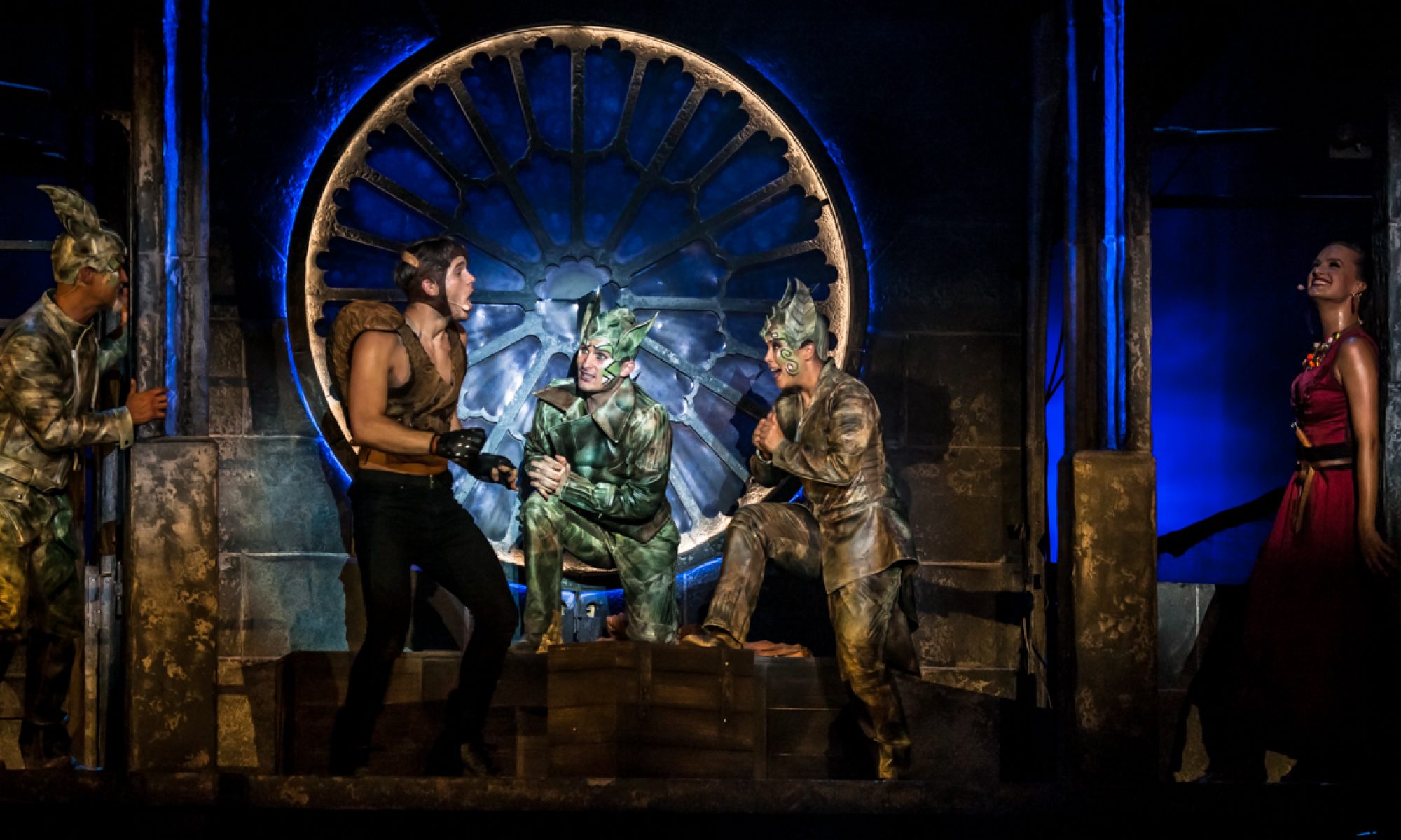 CHRISTEAU PHOTO AGENCY - ֎